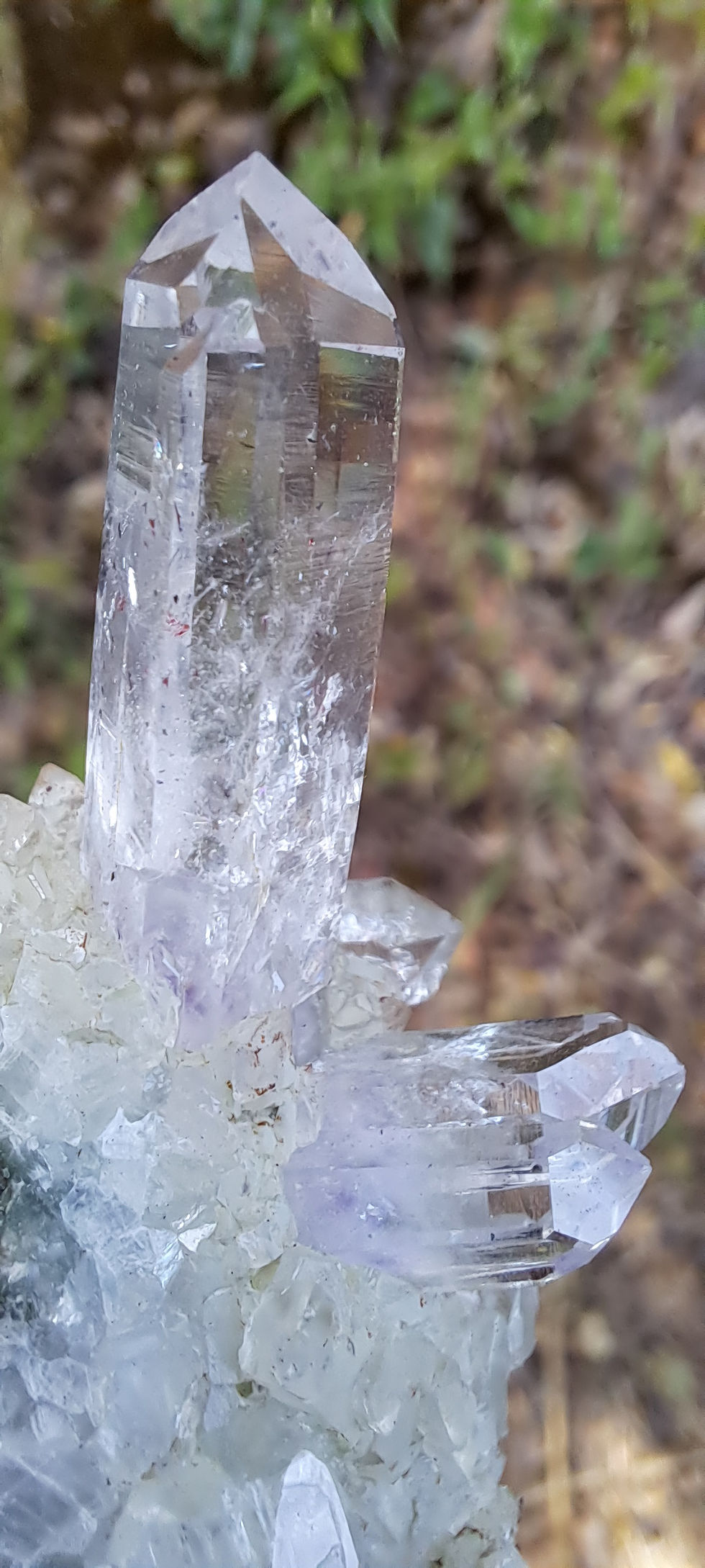Miniatura: Drusa Quartzo Brandberg c\ Ametista Calcite e Hematite