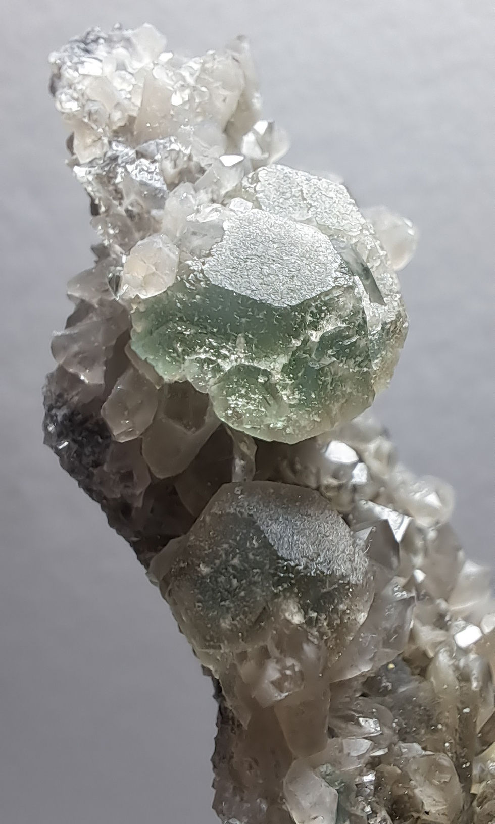 Miniatura: Fluorite on Quartz Matrix Huanganglian, China