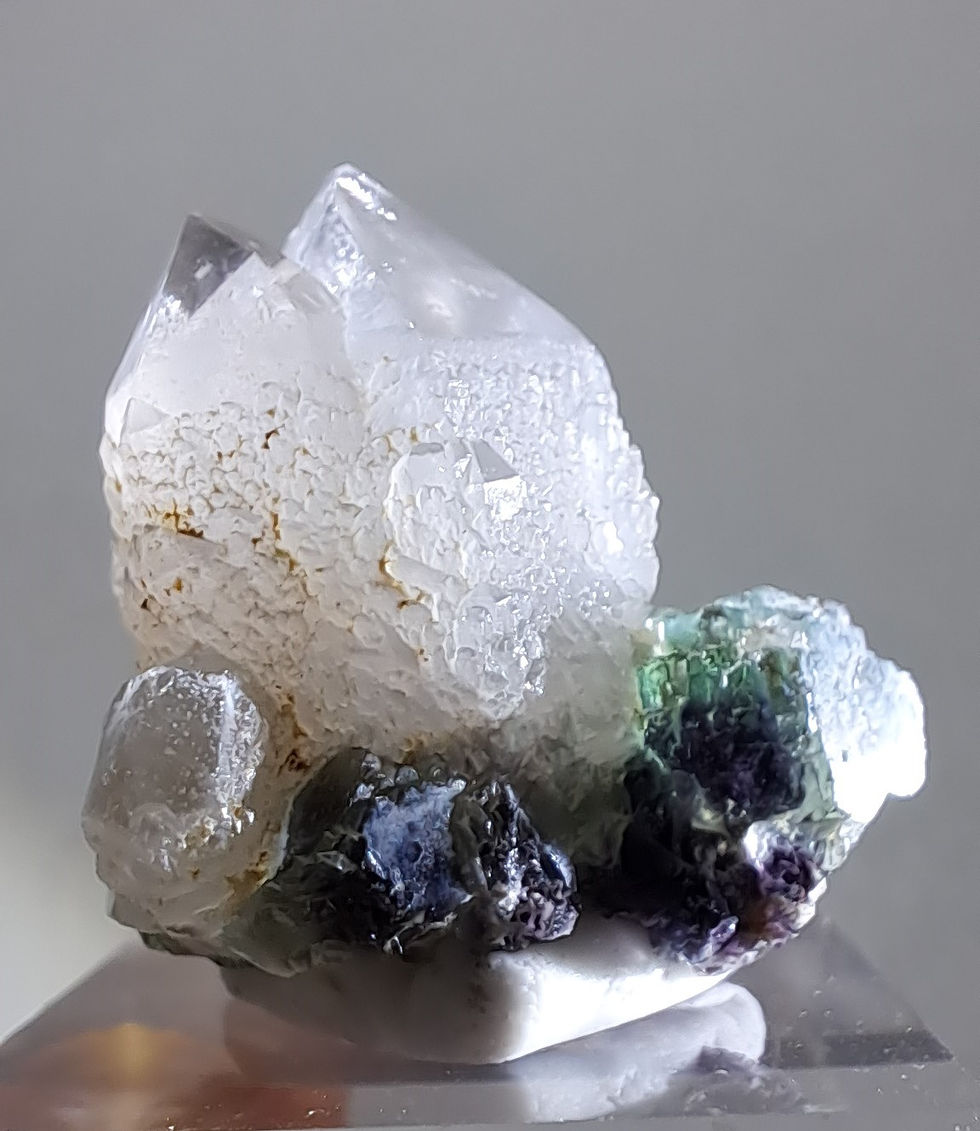 Thumbnail: Flor de Quartzo c\ Fluorite Okorusu