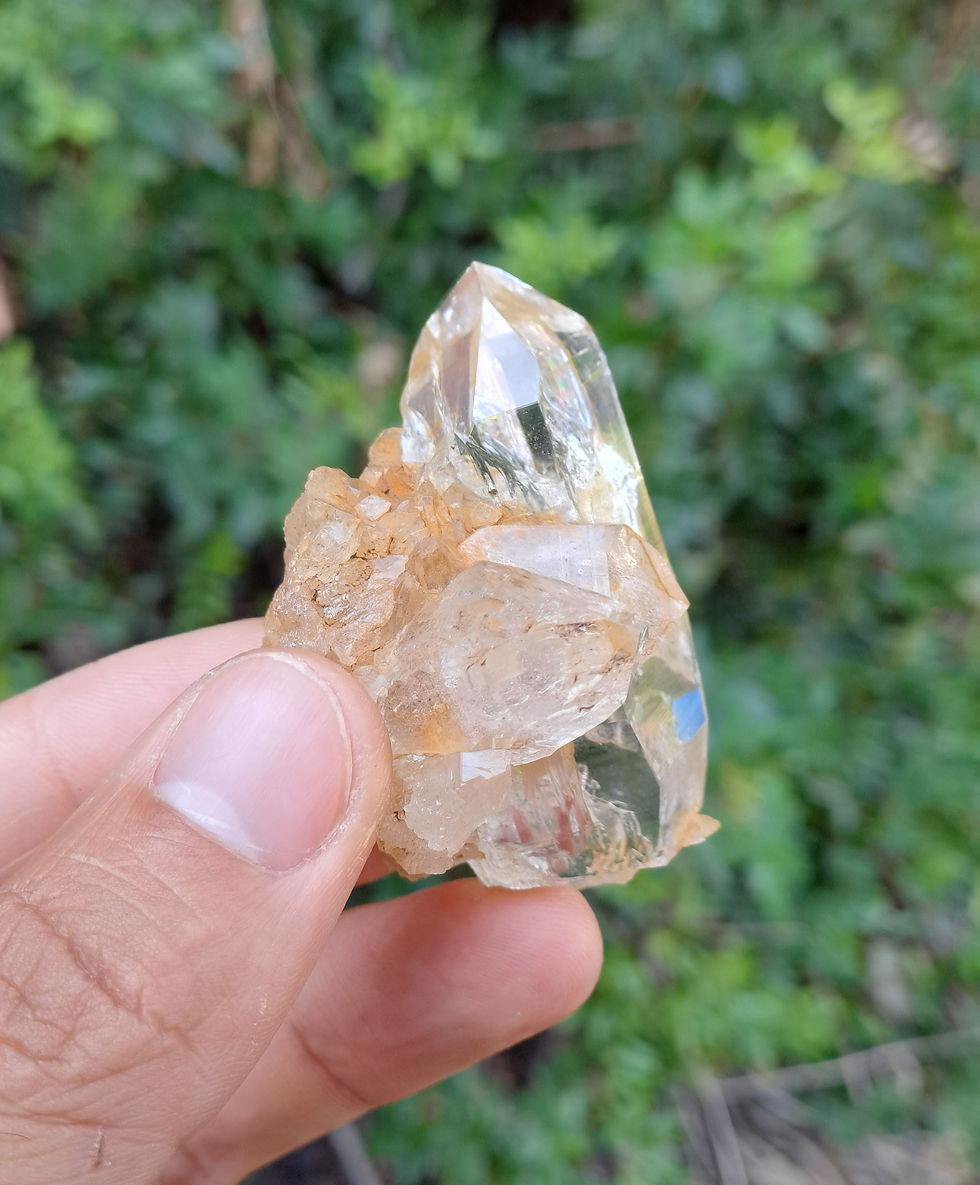 Thumbnail: Ganesh Himal Golden Healer Cluster