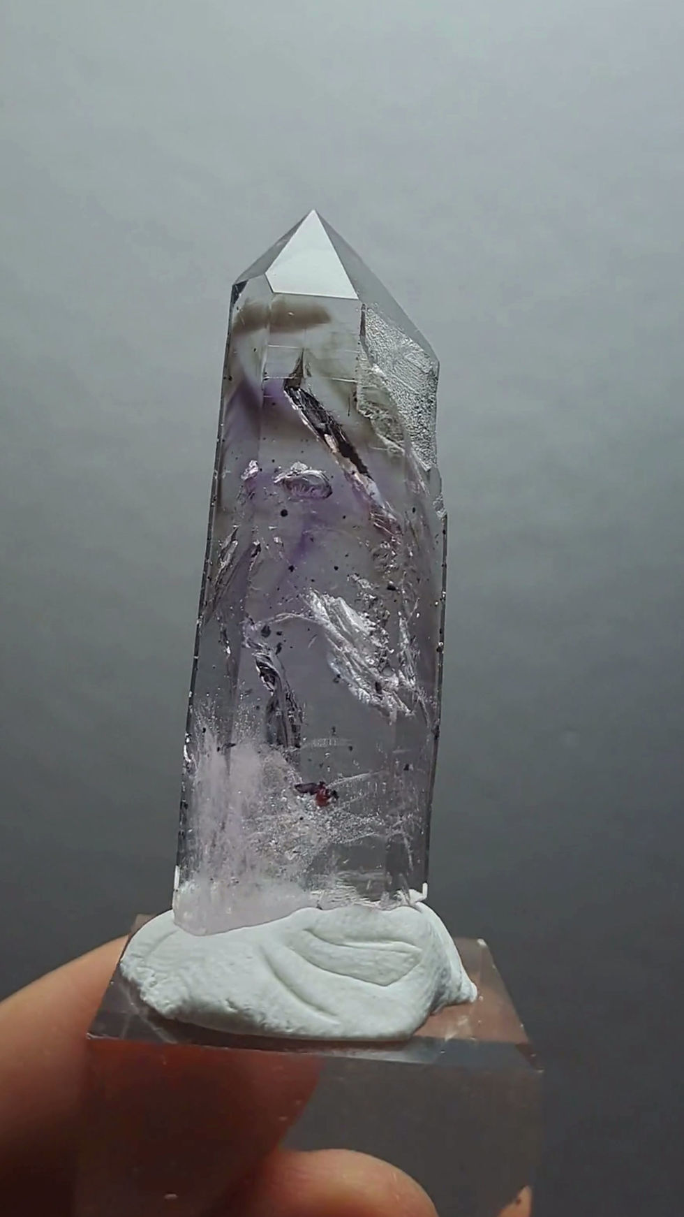Miniatura: Quartzo Lemuriano com fantasmas Fumados e Ametista Brandberg Streep Mine