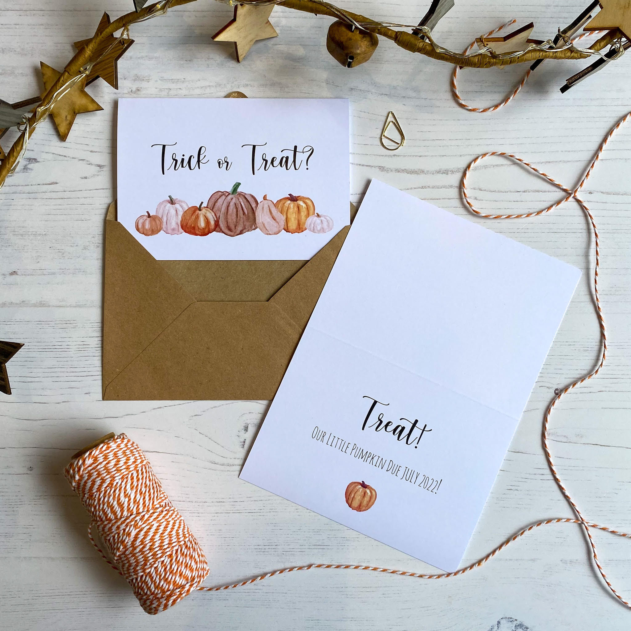 TRICK OR TREAT HALLOWEEN - WHITE