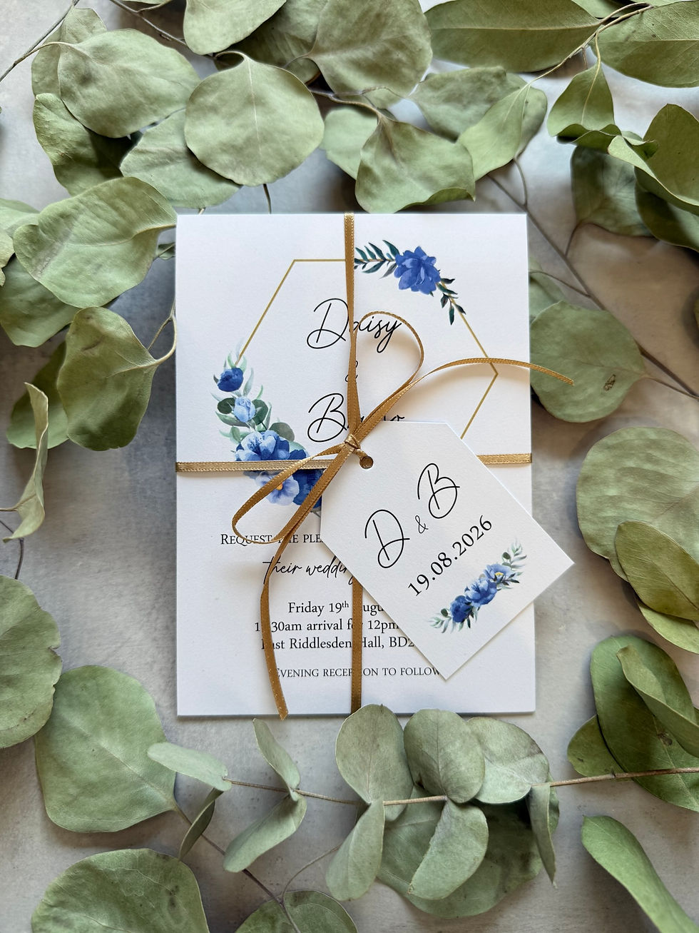 Thumbnail: Dusty Blue Folded Wedding Invitations - White