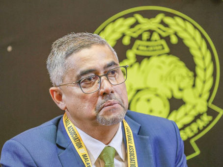 மலேசிய காற்பந்து சங்கத்தின் பொதுச் செயலாளர் பதவி நீக்கம்