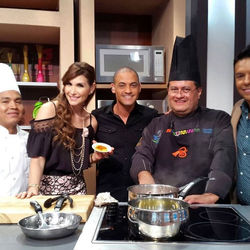 Facebook - Esta mañana en TVN Buenos Dias__Si nos bastase con ser felices, pront