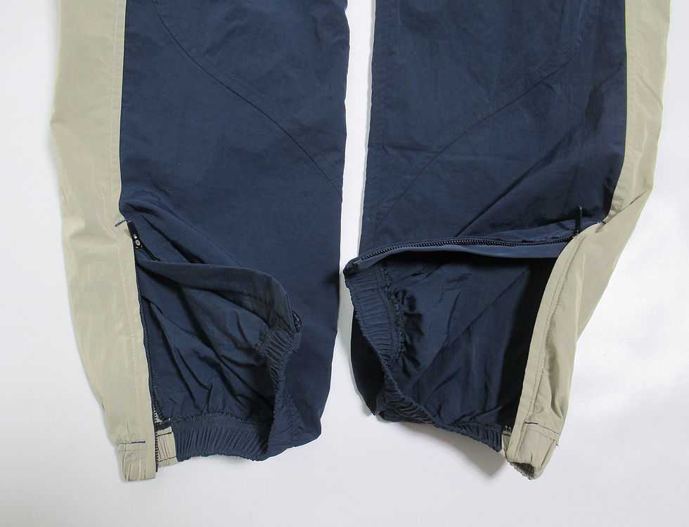 Thumbnail: Lululemon Evergreen Track Pant True Navy / Cafe Au Lait / Ripened Raspberry 4