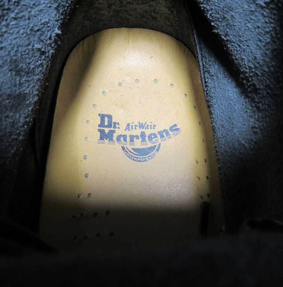 Thumbnail: Dr Martens 1460 Women's Smooth Leather Lace Up Boot Black 11821 Size 7 US L