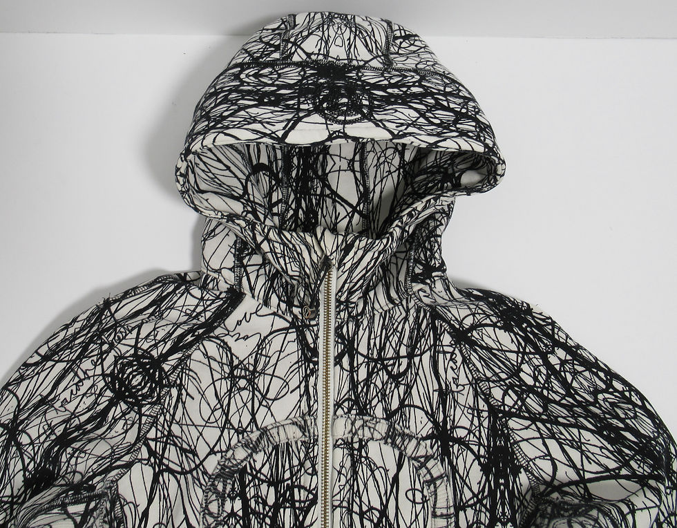 Thumbnail: Lululemon Scuba Hoodie Nesting Black Bird Print / Ghost Size 2 Cotton Fleece