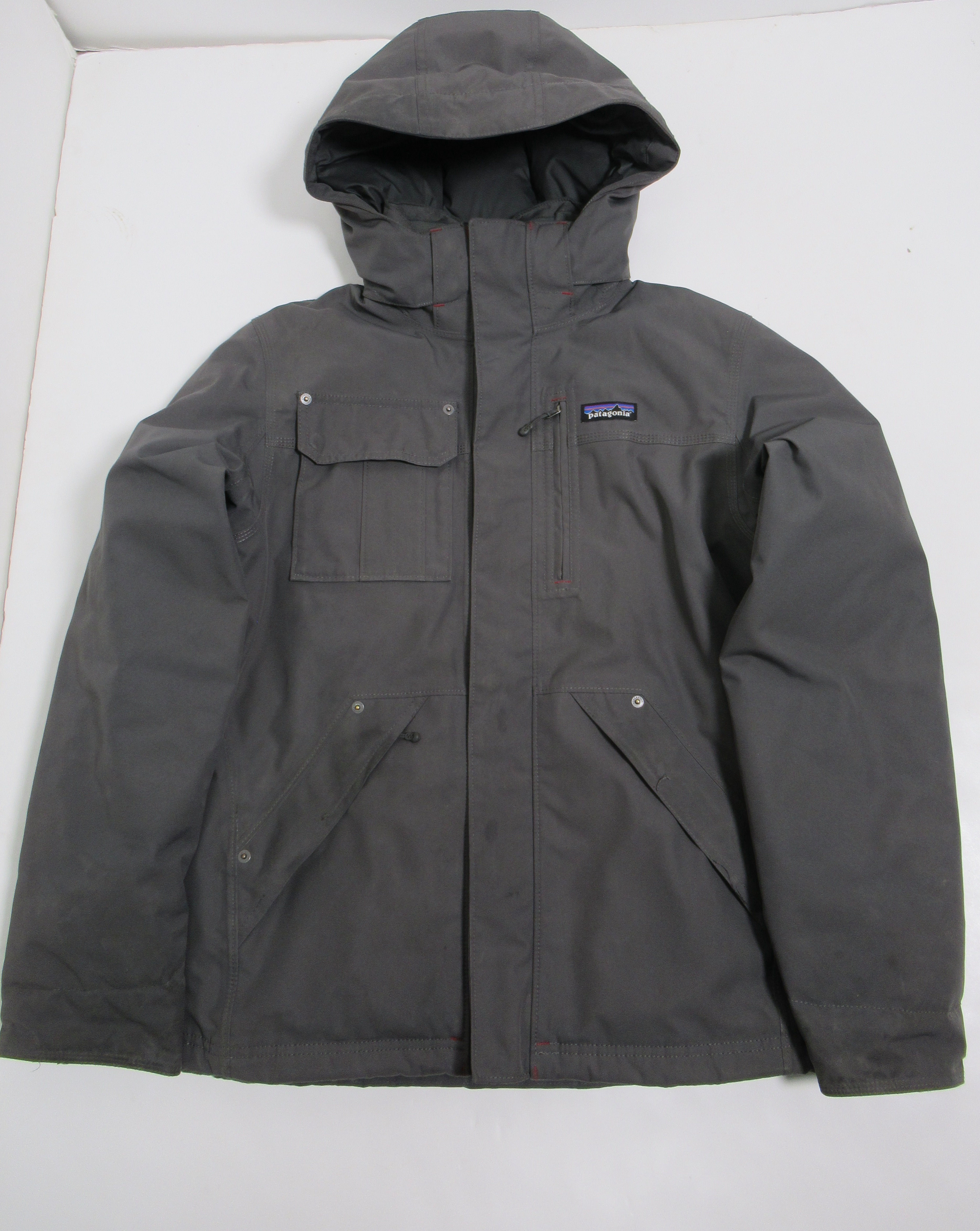 Patagonia Men's Wanaka Down Jacket Forge Grey W/Classic Red 28472FA15 Size S