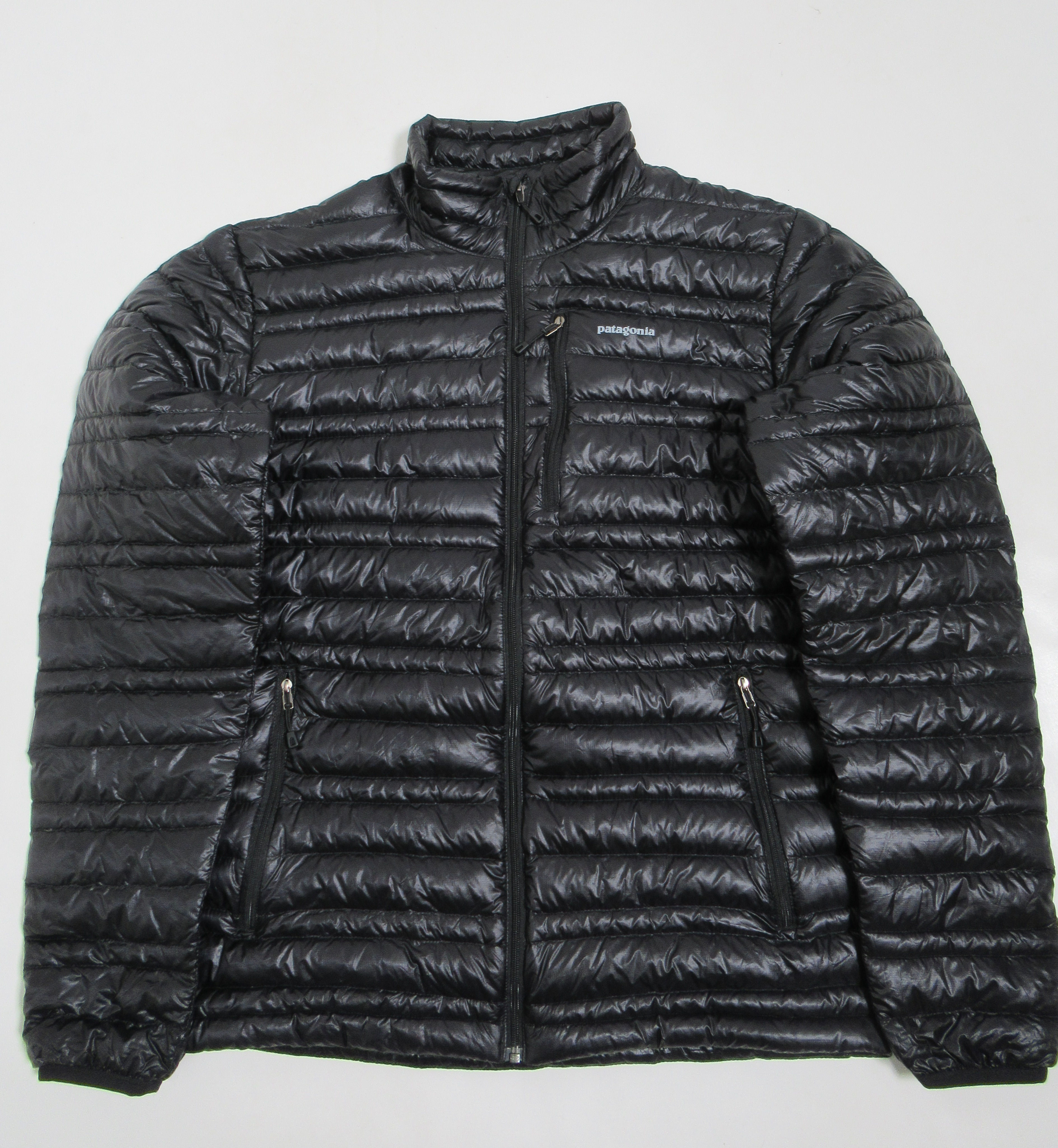 Patagonia Men's Ultralight Down Jacket Black BLK 84756SP13 Size S Goosedown