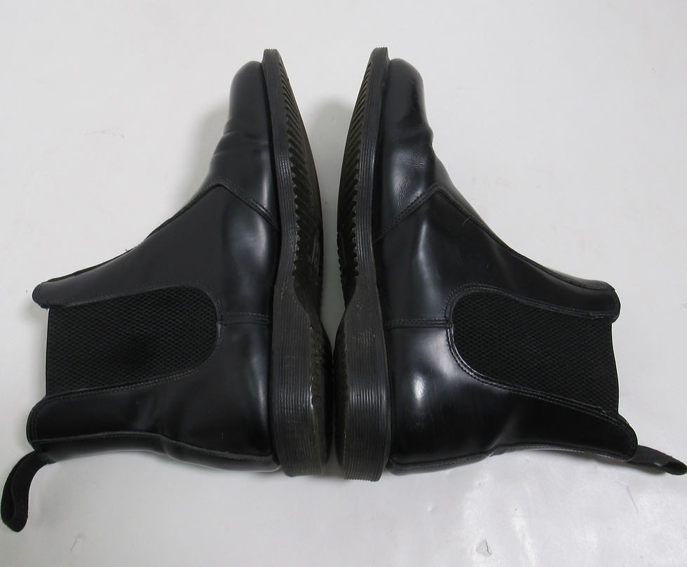 Thumbnail: Dr Martens Flora Women's Smooth Leather Chelsea Boots Black 9 US L / 7 UK