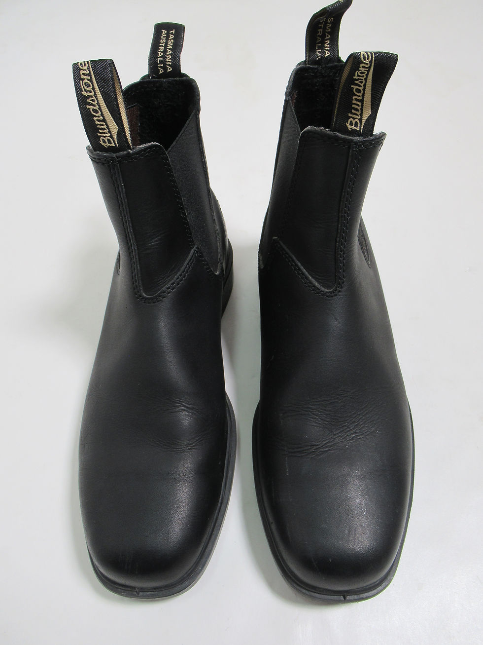 Thumbnail: Blundstone Men's Dress Chelsea Boots Black #063 Chisel Toe 10.5 US / 9.5 AU/UK