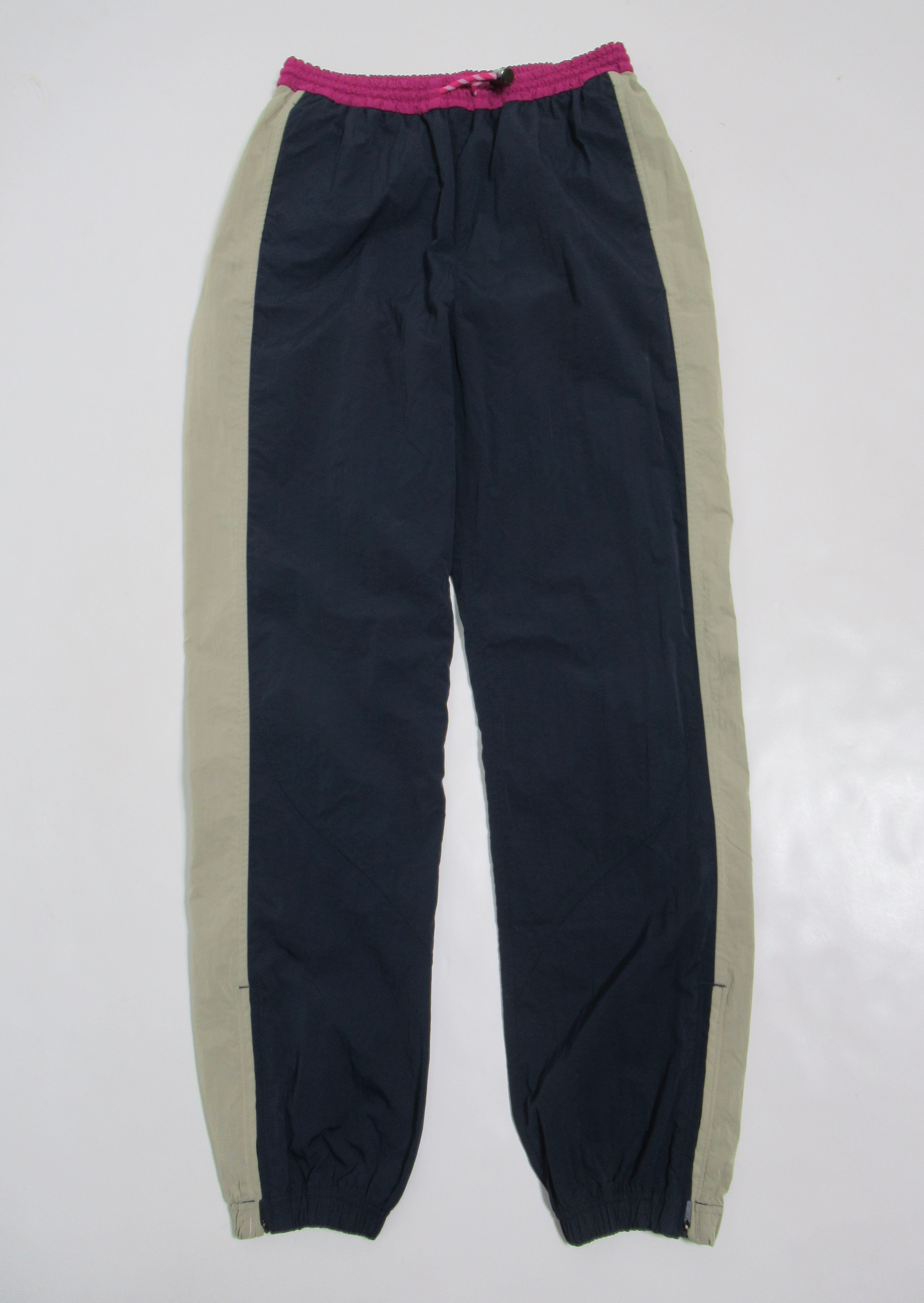 Lululemon Evergreen Track Pant True Navy / Cafe Au Lait / Ripened Raspberry 4