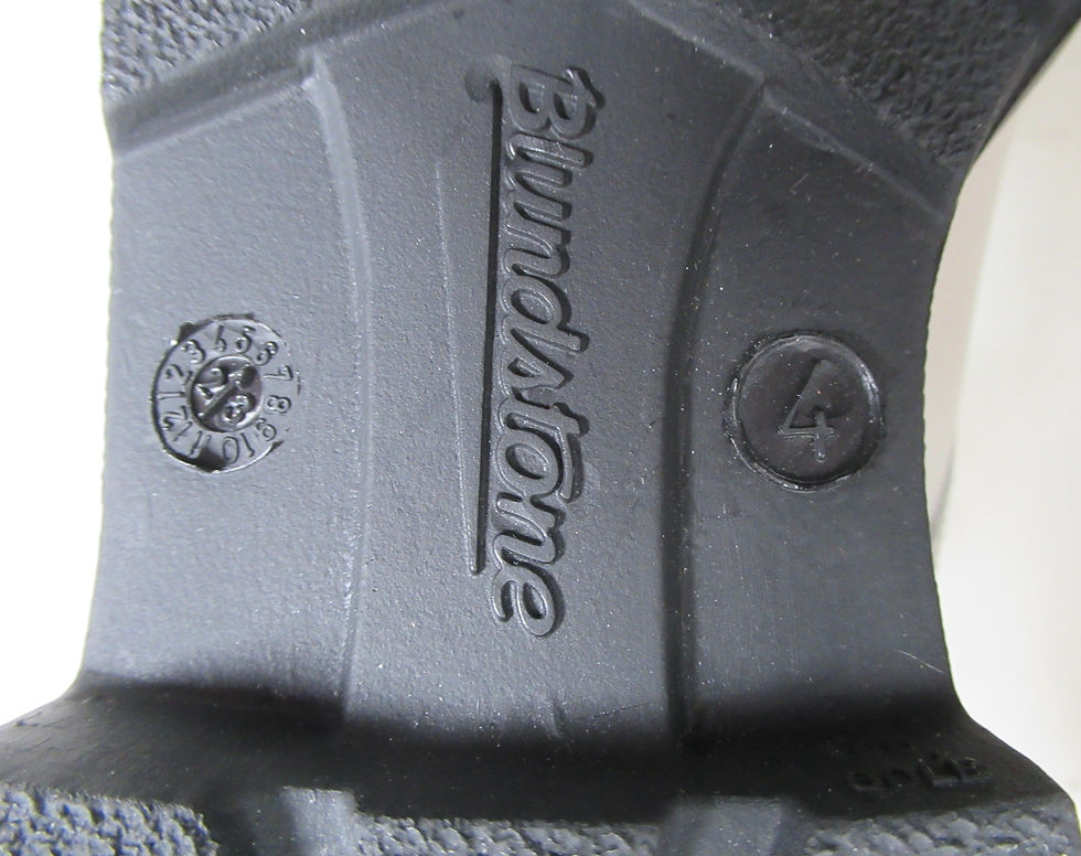 Thumbnail: Blundstone Women's Originals Lace Up Boots Oat #2324 Size 7 US / 4 AU/UK / 37 EU