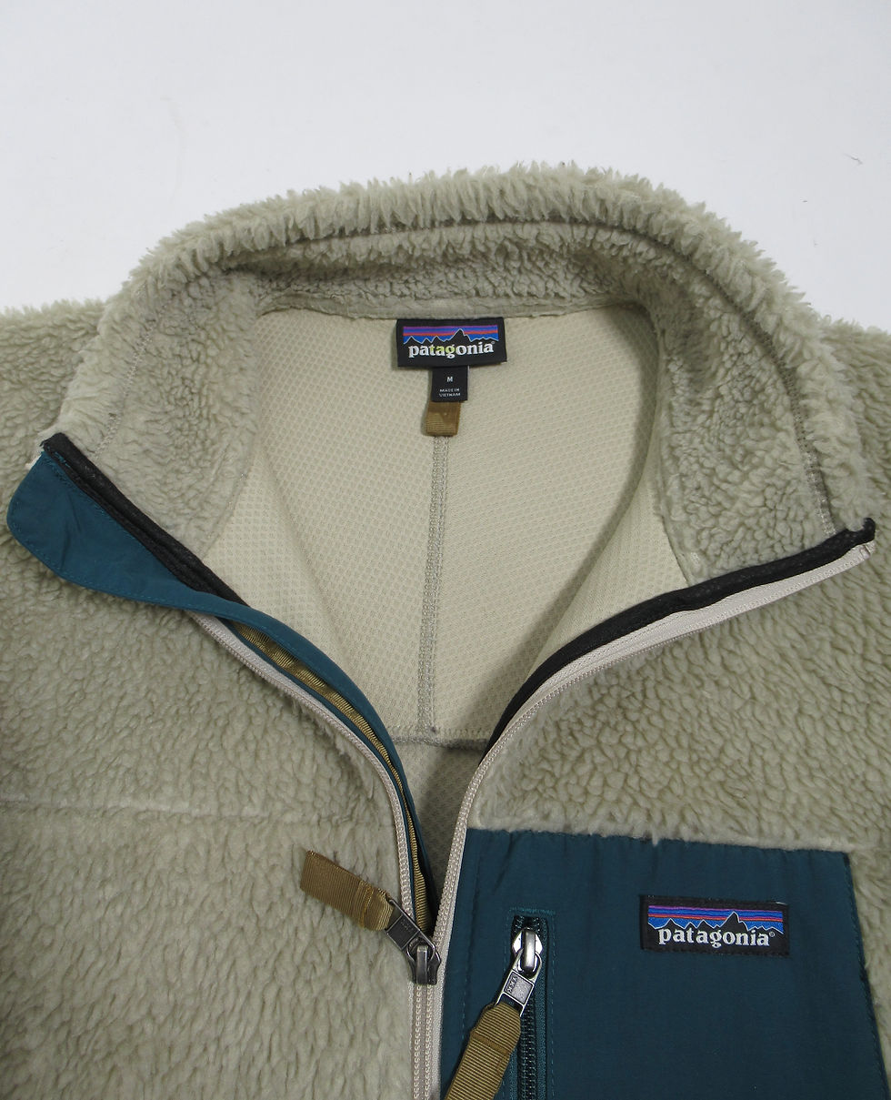 Thumbnail: Patagonia Classic Retro-X® Jacket Pelican W/Dark Borealis Green PEBG 23056FA21 M