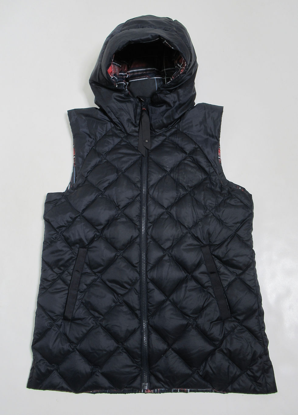 Thumbnail: Lululemon The Fluffiest Vest Naval Blue / Cypress Plaid Red Tide Deep Navy 10