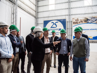 Frigerio visitó una empresa arrocera de San Salvador que amplía su capacidad productiva con financiamiento del CFI