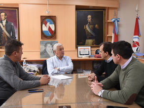 Lauritto con intendentes del departamento Uruguay