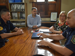 La Municipalidad de Colón coordinó acciones con la Jefatura Departamental para fortalecer los operativos de temporada