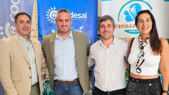 Colón y la Microrregión Tierra de Palmares se promocionan en Buenos Aires junto al lanzamiento de la Temporada de Verano 2026 de Entre Ríos