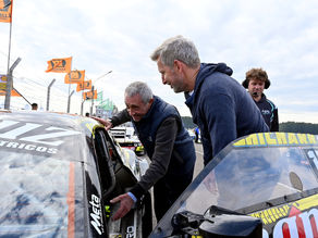 Frigerio visitó el Autódromo de Concepción del Uruguay durante la 8ª fecha del Turismo Carretera