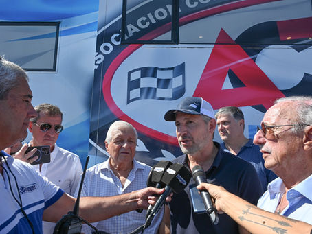Frigerio recorrió el Autódromo de Concepción del Uruguay por el Turismo Carretera
