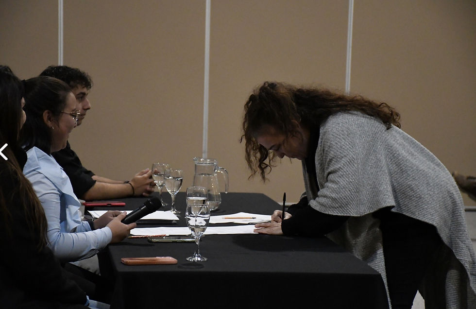 La Municipalidad de Concordia y ECU firmaron un convenio para la entrega de galpones donde se realizarán las carrozas
