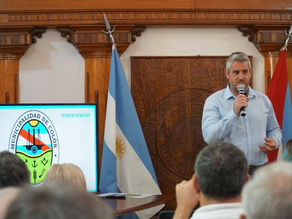 Colon tiene escudo oficial: Jose Luis Walser lo presentó en el Concejo Deliberante
