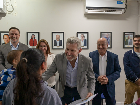 Frigerio en Santa Elena: viviendas, ambulancia y obras en el hospital