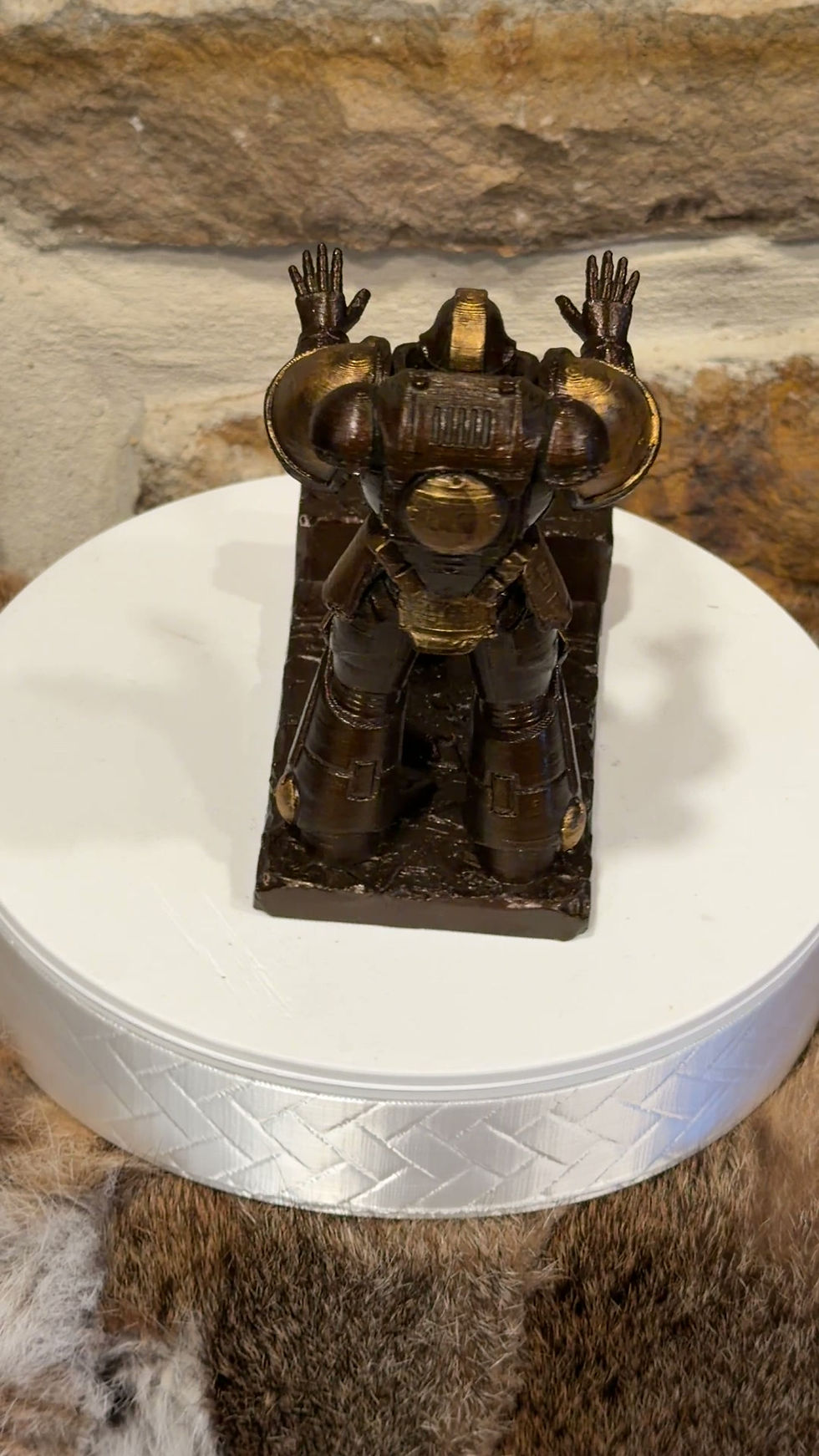 Thumbnail: Warhammer 40K Fan Art Phone Holder