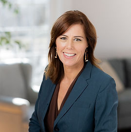 Top Keynote Topics: AI, Healthcare, Leadership, Gen Z