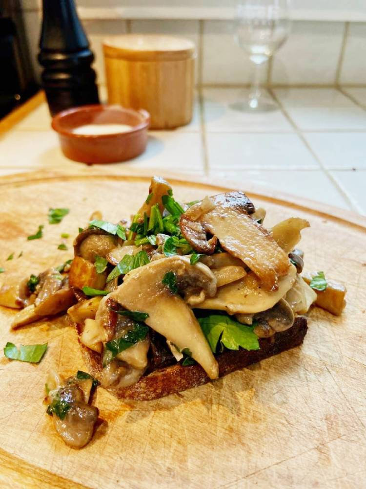 Croûte aux champignons | Signé Gourmand