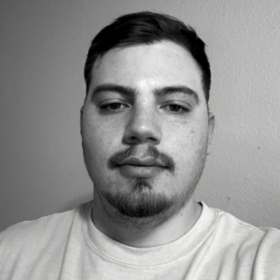 Gage Wright Headshot_edited.jpg