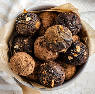 Avocado Chocolate Truffles