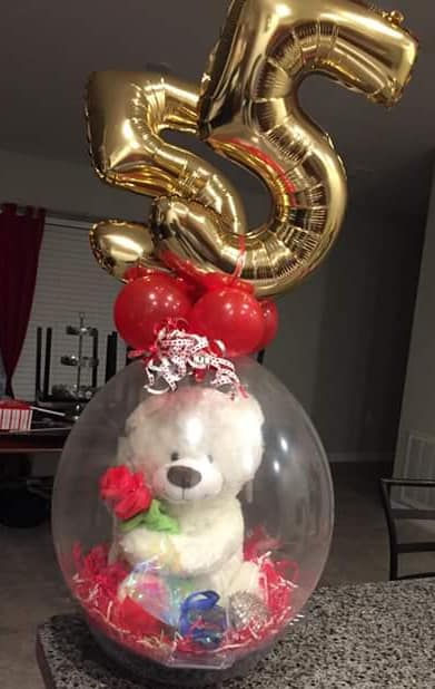 Thumbnail: Stuffed Balloon/Gift in Balloon