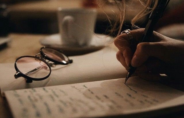 Популярні психологи та вчителі закликають прагнути до незалежності завжди, скрізь і за  будь-яку ціну.
Чи так це насправді?
Чи буває так, що останнє може бути не по кишені?