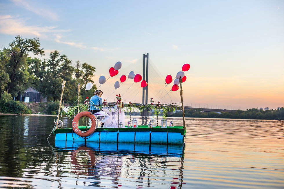 Романтика на плоту