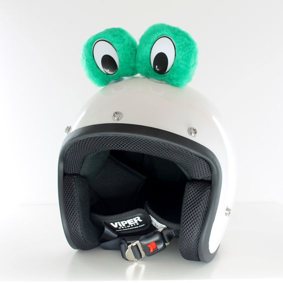 Frog eyes for helmet 6.jpg