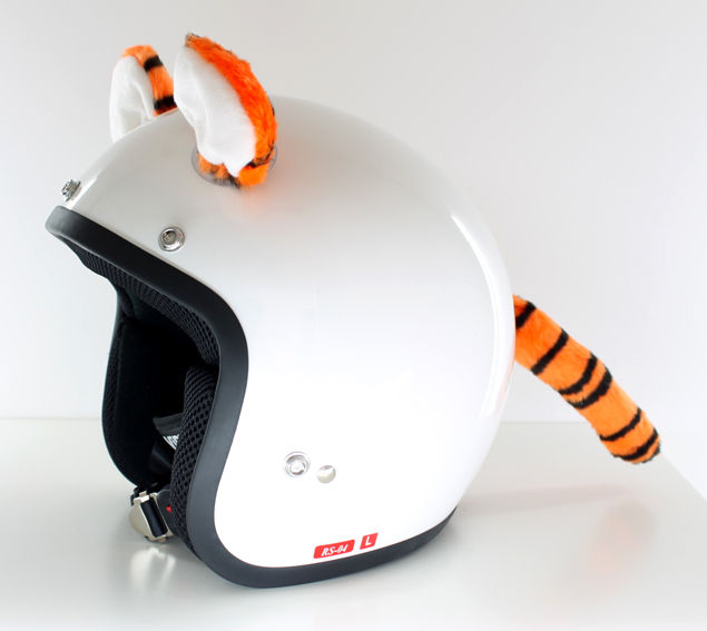 Garfield helmet ears 3.jpg