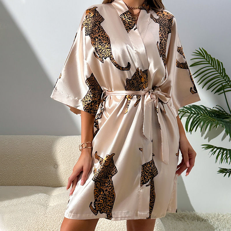 Thumbnail: Amara V-Neck Satin Kimono
