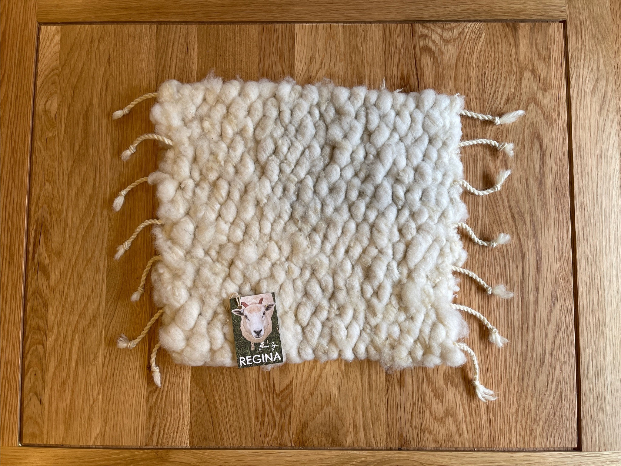 REGINA woven seat pad