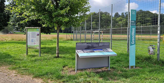 In der Werra-Aue bei Wartha werden die Probleme der Grenzsicherung bei Hochwasser behandelt und der Umgang mit der Natur.