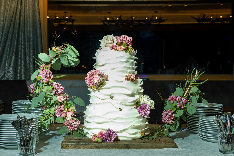 Hochzeitstorte 04.10 (16).jpg