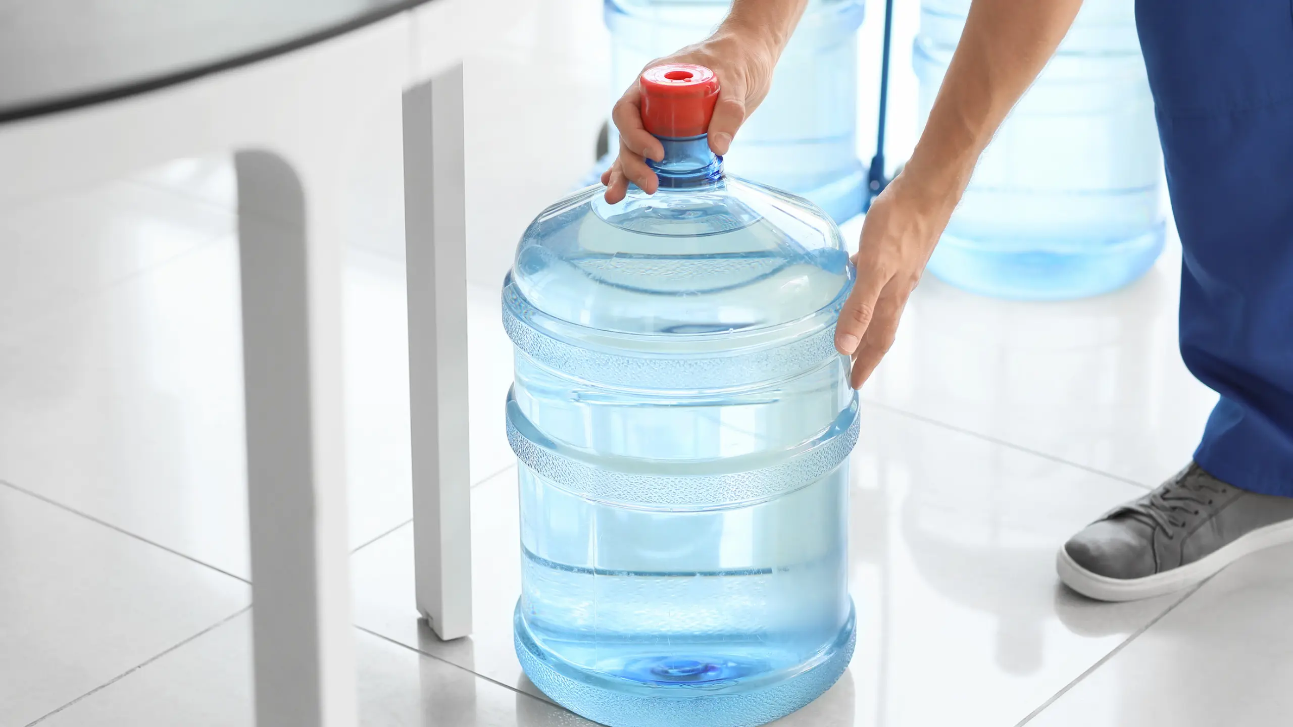 Đại lý giao nước uống Phát Anh Tiến, Đại lý giao nước uống gần đây, Nước đóng bình Quận 1, Nước đóng bình Quận 2, Nước đóng bình Quận 3, Nước đóng bình Quận 4, Nước đóng bình Quận 5, Nước đóng bình Quận 6, Nước đóng bình Quận 7, Nước đóng bình Quận 8, Nước đóng bình Quận 9, Nước đóng bình Quận 10, Nước đóng bình Quận 11, Nước đóng bình Quận 12, Nước đóng bình Quận Bình Tân, Nước đóng bình Quận Bình Thạnh, Nước đóng bình Quận Gò Vấp, Nước đóng bình Quận Phú Nhuận, Nước đóng bình Quận Tân Bình, Nước đóng bình Quận Tân Phú, Nước đóng bình Bình Chánh, Nước đóng bình Củ Chi, Nước đóng bình Hóc Môn, Nước đóng bình Nhà Bè, Nước đóng bình Thành phố Thủ Đức, Nước đóng bình TPHCM