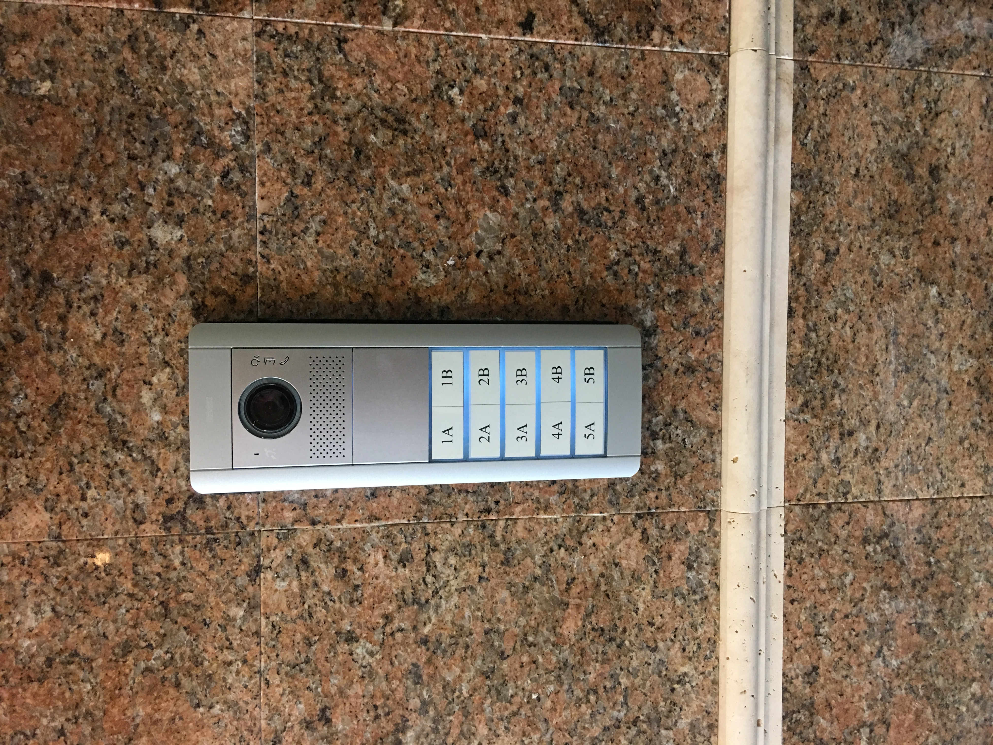 Elvox Pixel Panel