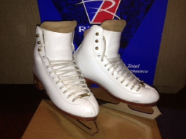 Reidell Size 5 Skates