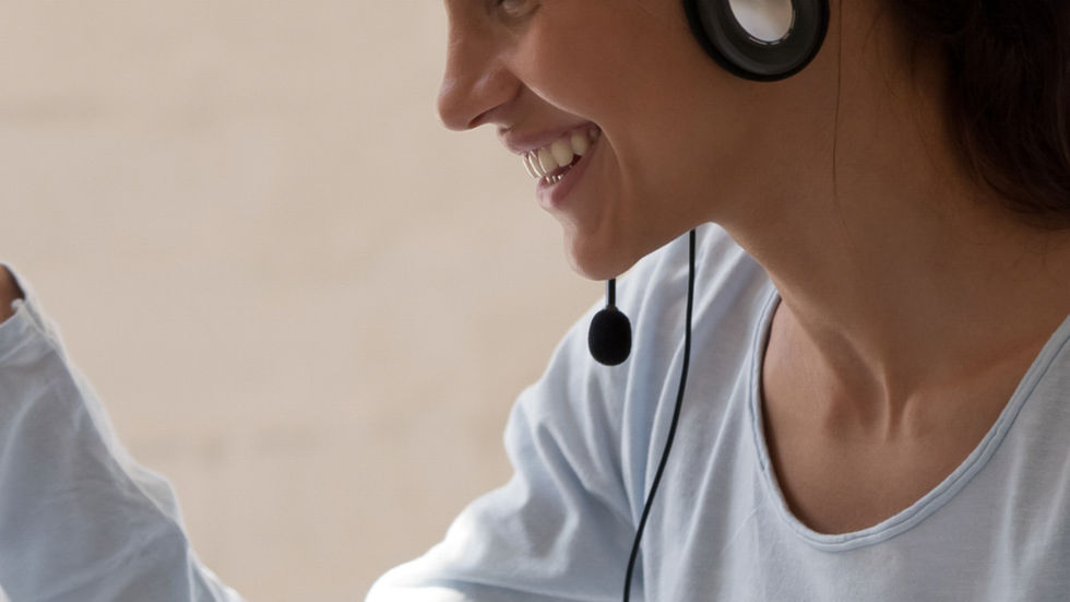 Illustrasjon av en pasient i samtale med en digital psykolog