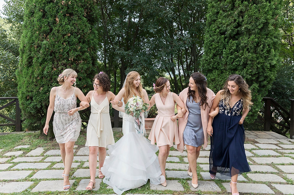 Bridesmaids vs. Bridal Squad: How to mix up things up but still have the girls by your side