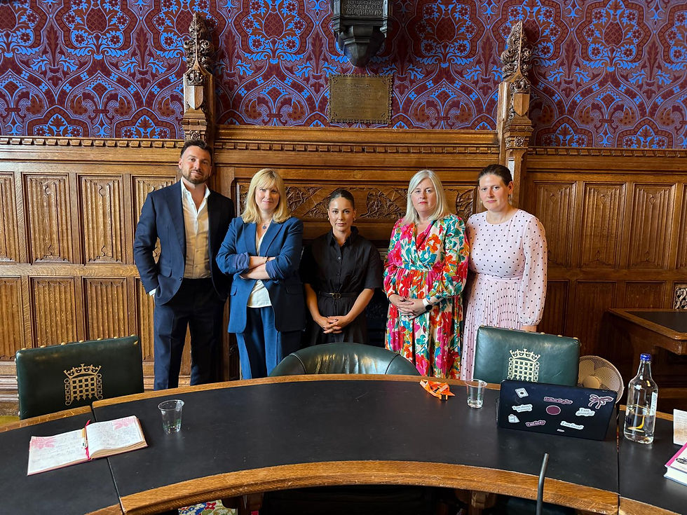 Rosie welcomes Louise Thompson to Parliament to discuss Birth Trauma