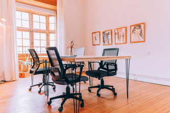 Manoir du Baz - Espace de bureaux privés et partagés - Bureau _Bibliothèque_ - 2.jpeg